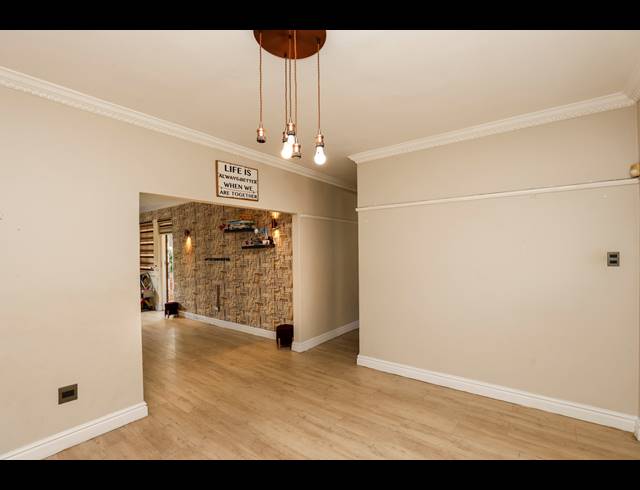 2 BEDROOM APARTMENT FOR SALE IN MORNINGSIDE
